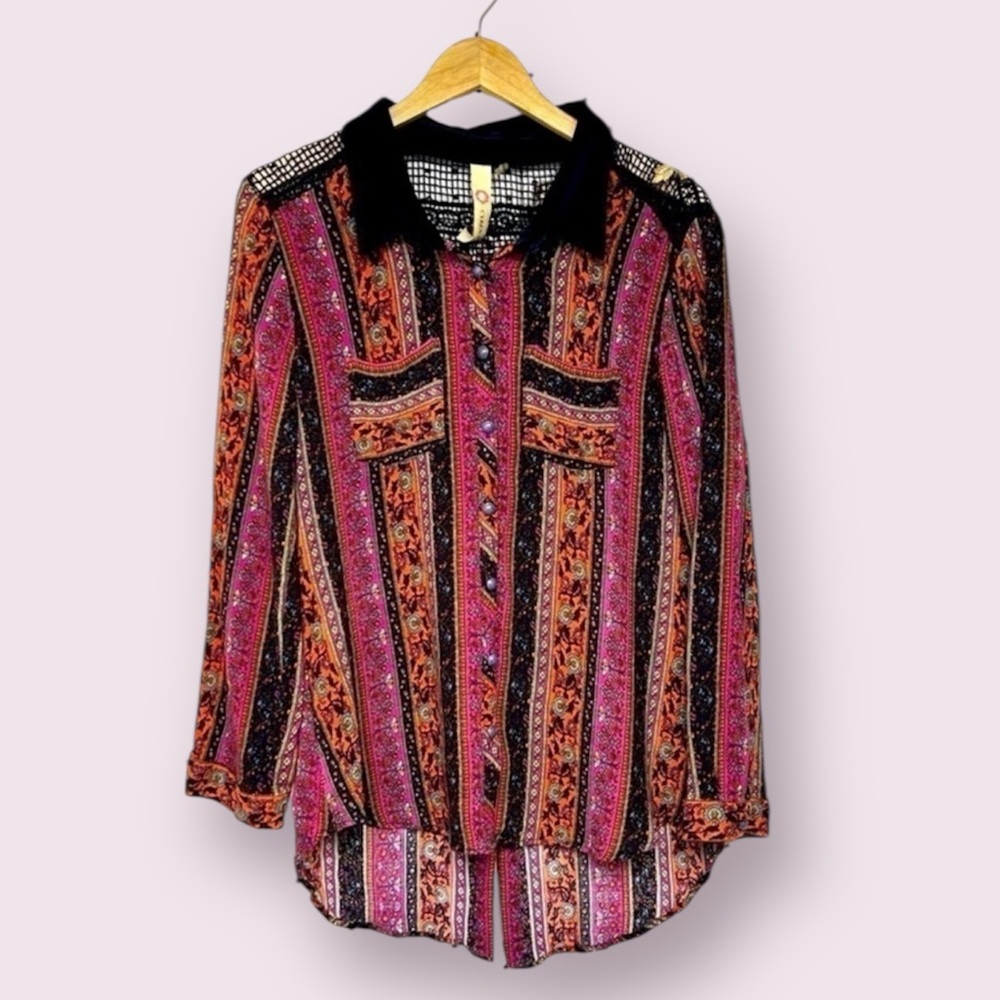 ANTHROPOLOGIE Cyrena Tunic Top FLORAL EMBROIDERED Boho Velvet Collar.